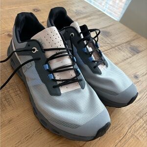 On Running On Cloudvista trail shoe